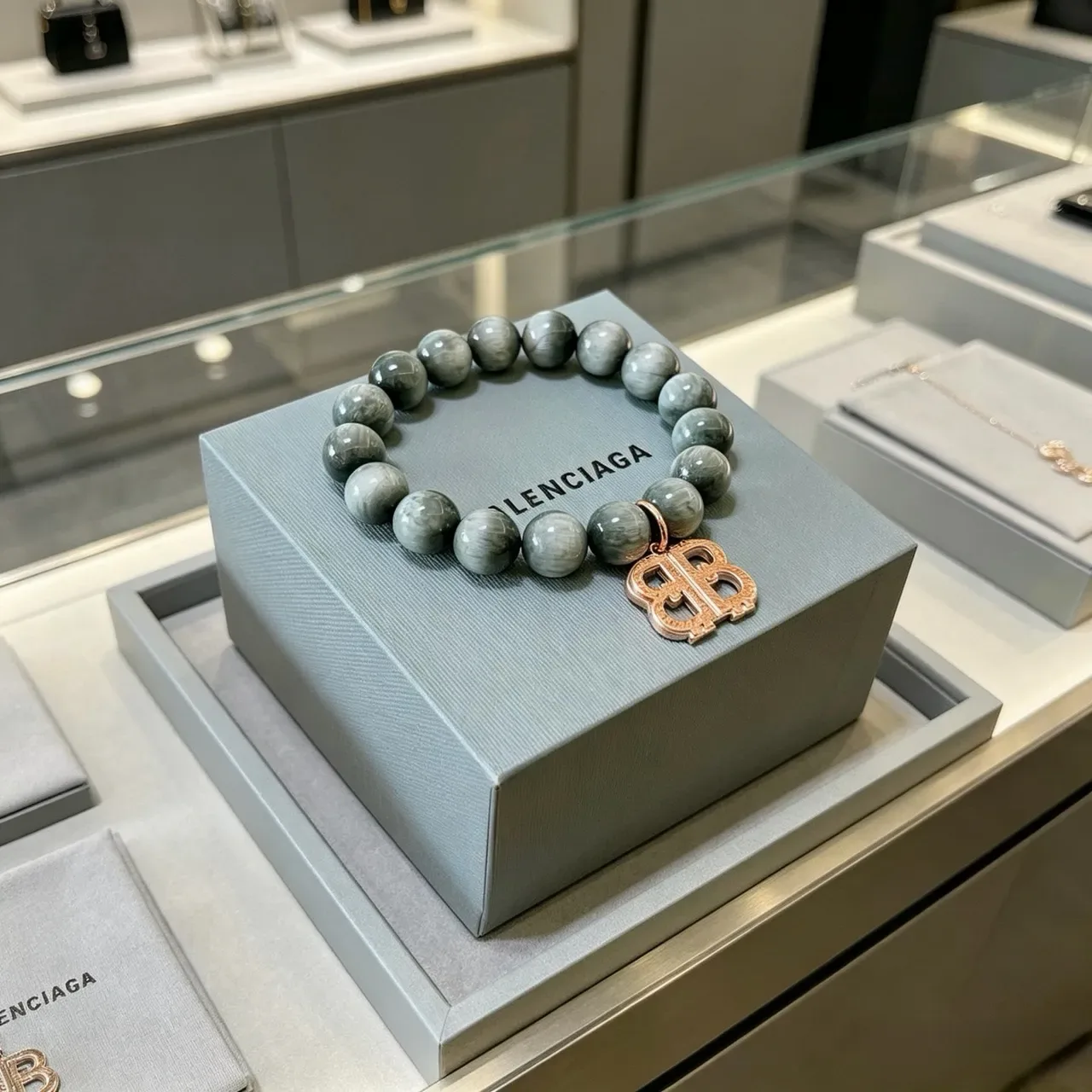 Balenciaga BB Pulsera de Piedras Marbled Verde y Oro con Cuentas 8
