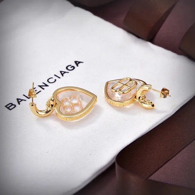 Balenciaga BB Heart Aretes dorados y plateados monogramados 2