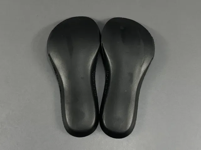 Balenciaga 蓝白 Oversized 雕塑中底 分层网面合成鞋面 厚底运动鞋 3
