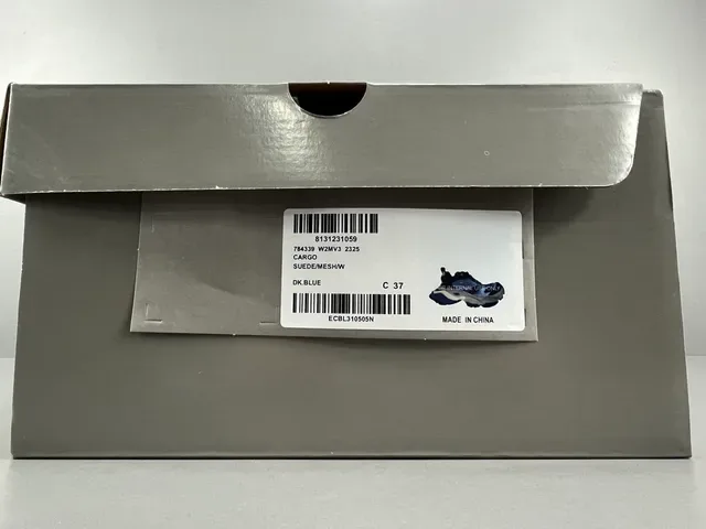 Balenciaga 蓝白 Oversized 雕塑中底 分层网面合成鞋面 厚底运动鞋 11