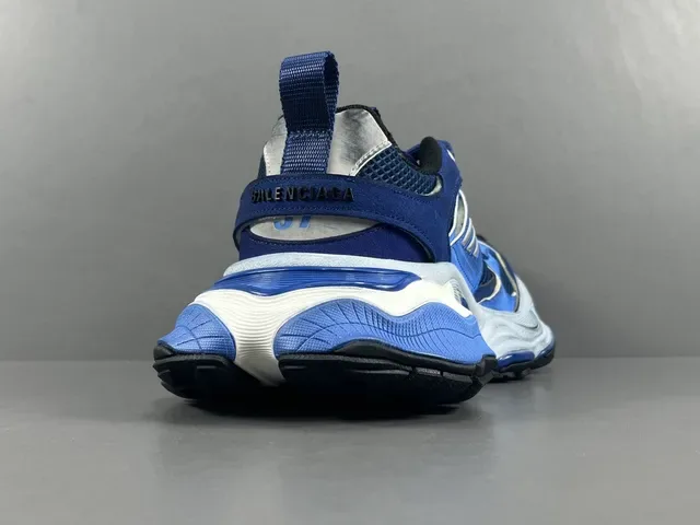 Balenciaga 蓝白 Oversized 雕塑中底 分层网面合成鞋面 厚底运动鞋 14
