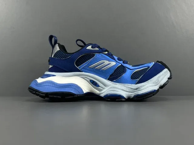 Balenciaga 蓝白 Oversized 雕塑中底 分层网面合成鞋面 厚底运动鞋 18