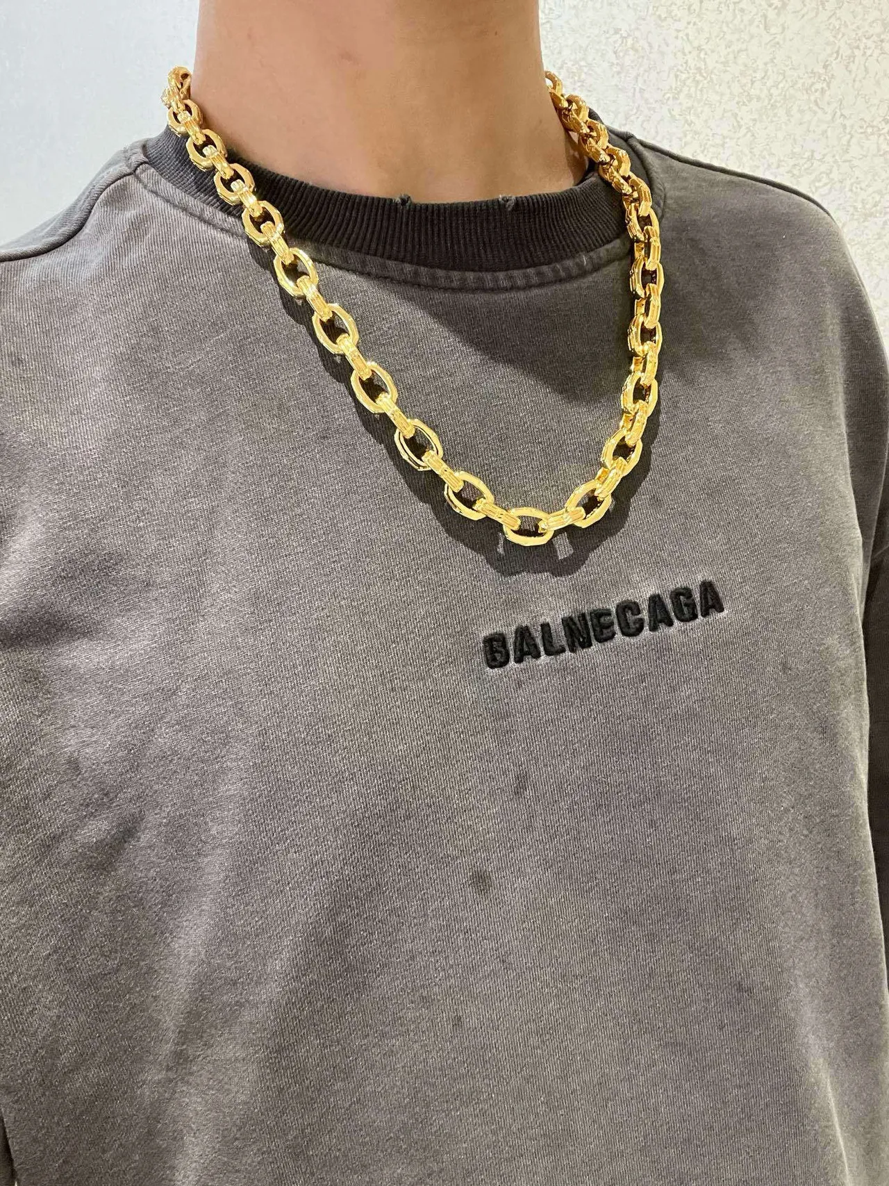Balenciaga চাঙ্কি ওভাল-লিংক চেইন গোল্ড টেক্সচার্ড বার কানেক্টর নেকলেস 8