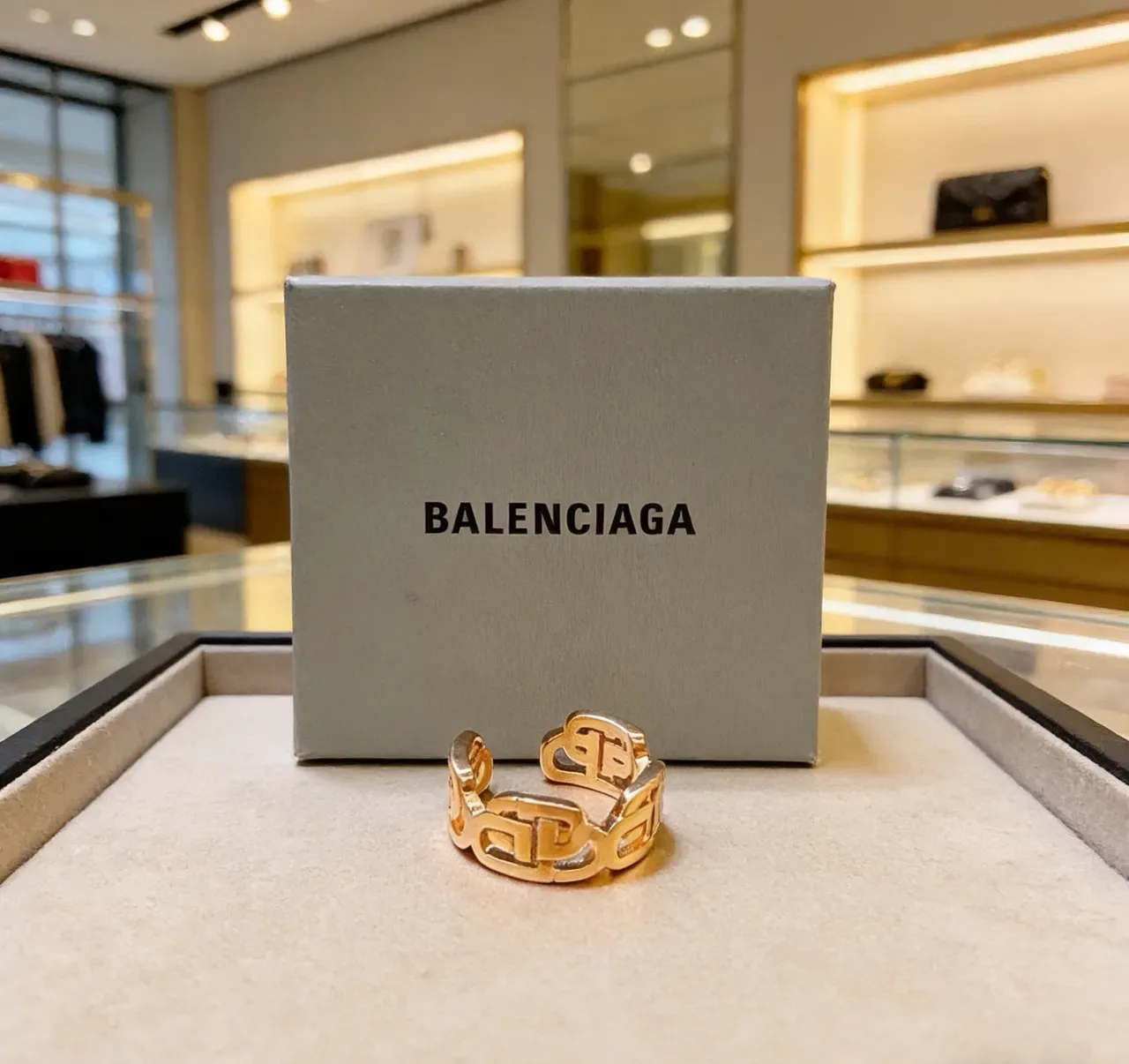 Balenciaga Interlocking Geometric Link روز جولد خاتم 4