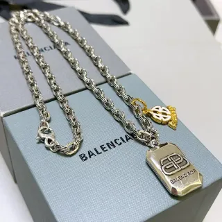 Balenciaga Multi-Charm Collar Plata y Oro Cadena Gruesa con eslabones Colgante Rectangular Grabado