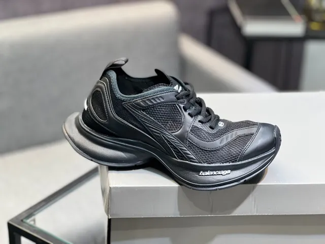 Balenciaga Runner Black Chunky Sneakers 5