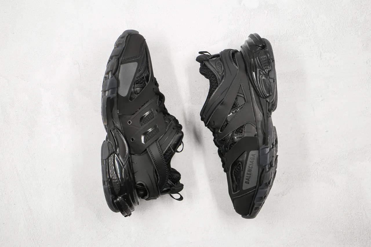 Balenciaga Runner Monochrome Black Chunky Sneakers 9