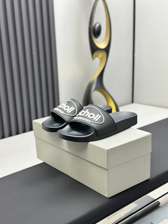 Balenciaga Slide Pink Black Molded Sole Single-Strap Slippers 3