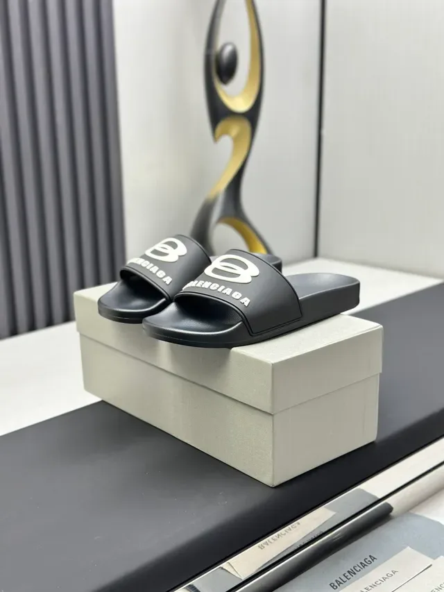 Balenciaga Slide Pink Black Molded Sole Single-Strap Slippers 11