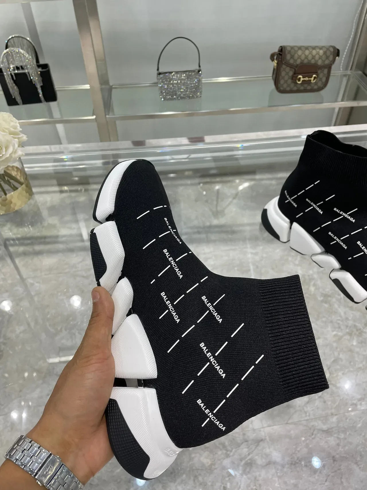 Balenciaga Speed Trainer काला और सफेद बिना लेस लाइफस्टाइल स्नीकर 3