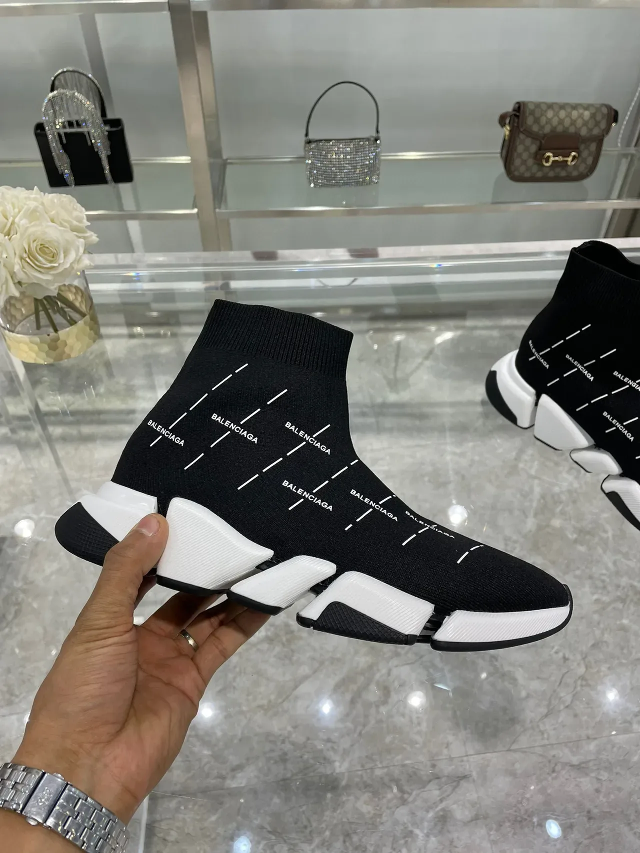 Balenciaga Speed Trainer काला और सफेद बिना लेस लाइफस्टाइल स्नीकर 6
