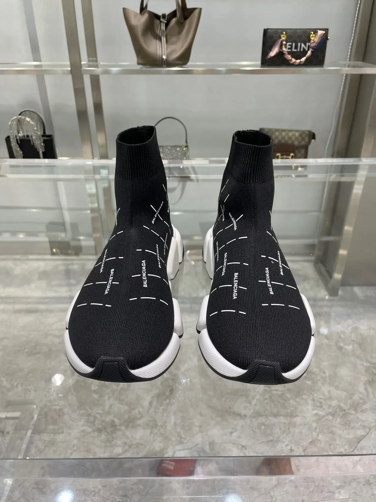Balenciaga Speed Trainer काला और सफेद बिना लेस लाइफस्टाइल स्नीकर 8