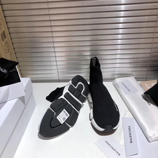 Balenciaga Speed Trainer Black and White Lifestyle Sneakers 2