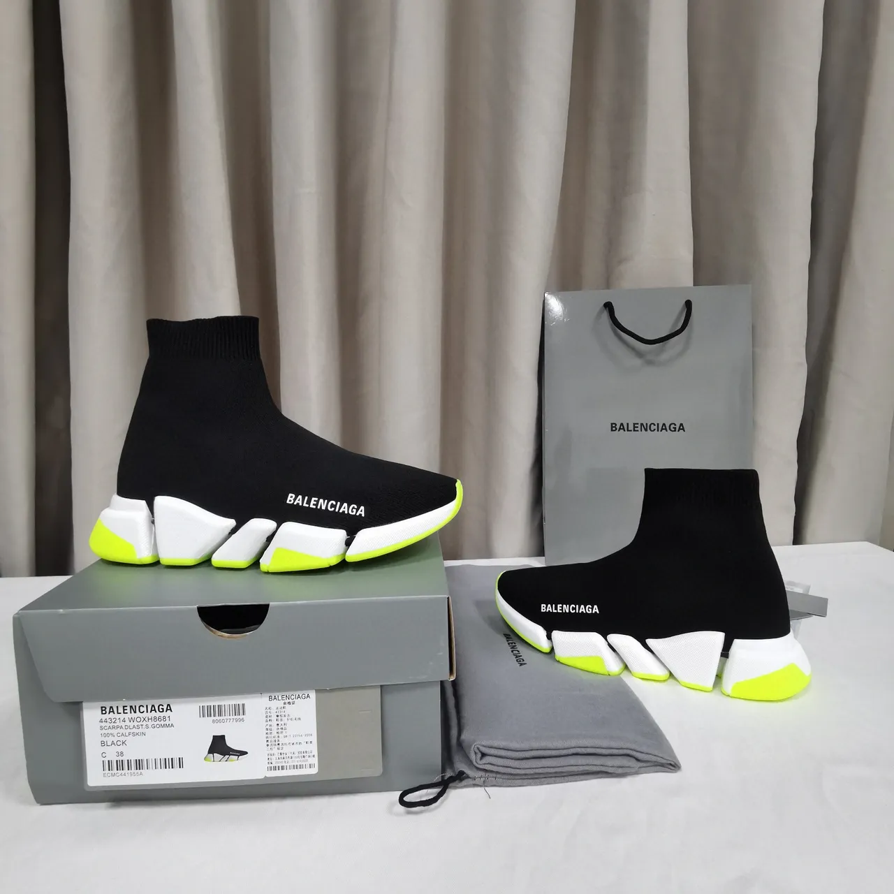 Balenciaga Speed Trainer Preto Branco Amarelo Neón Tênis Lifestyle 5