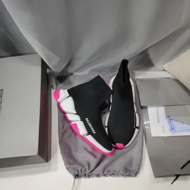 Balenciaga Speed Trainer أسود أبيض وردي لايف ستايل سنيكرز 9