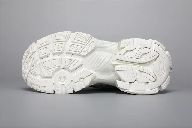 Balenciaga Chaussures chunky à semelle blanche transparente, construction en maille et overlay synthétique 6