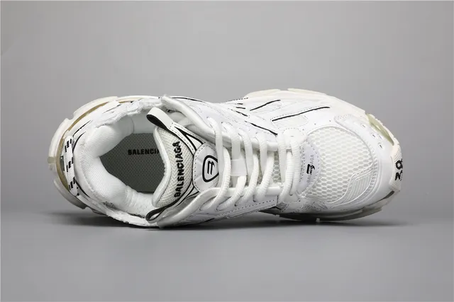 Balenciaga Chaussures chunky à semelle blanche transparente, construction en maille et overlay synthétique 7