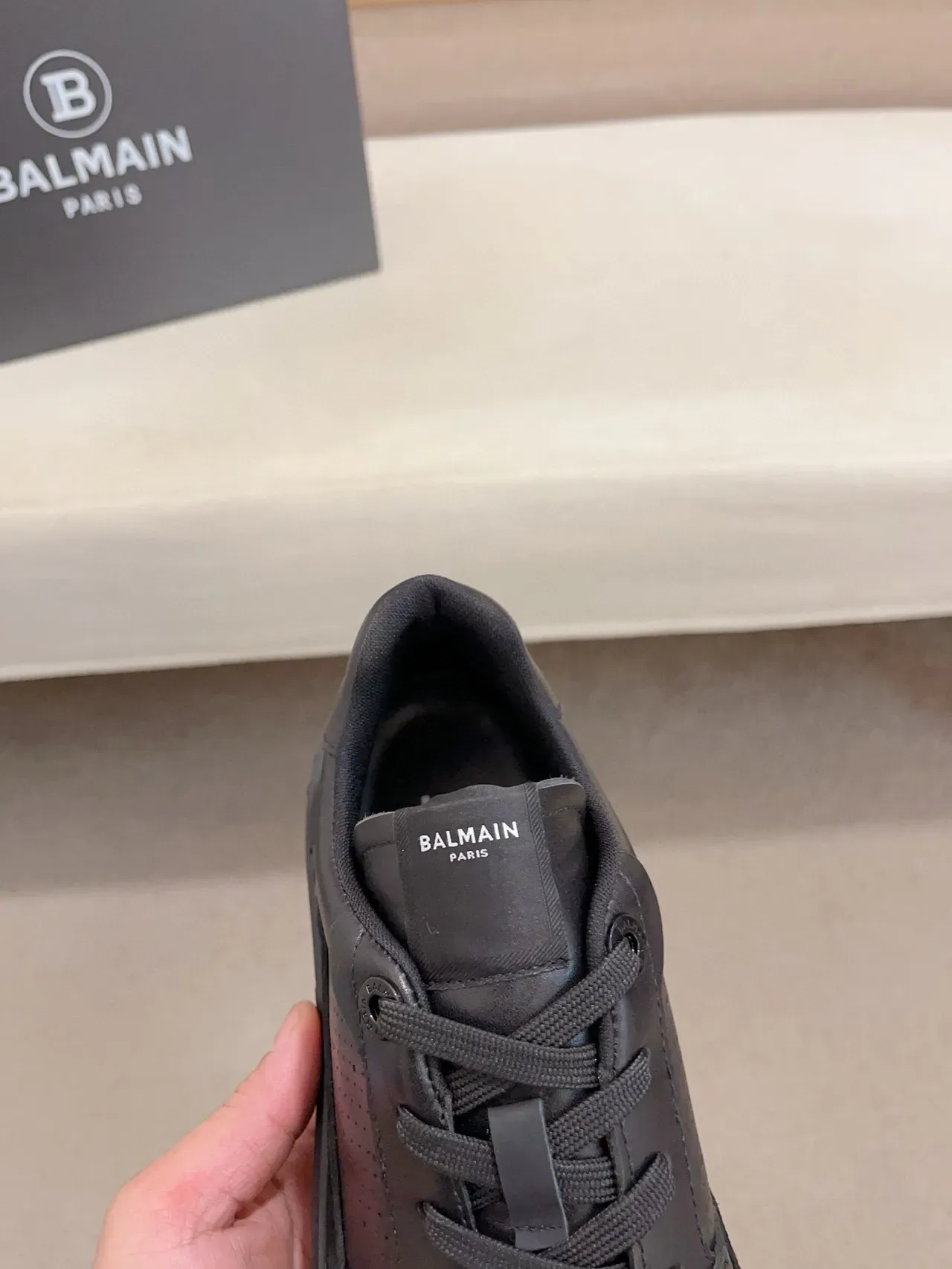 Balmain 黑灰 穿孔皮革麂皮尖头生活休闲运动鞋 6