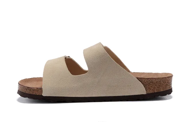 Birkenstock Arizona Sandália Casual de Camurça Bege com Duas Tiras 4