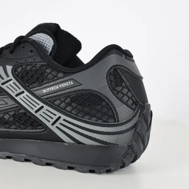 Bottega Veneta Cassette काला भूरा मेश लाइफस्टाइल स्नीकर 4
