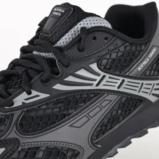 Bottega Veneta Cassette काला भूरा मेश लाइफस्टाइल स्नीकर 6