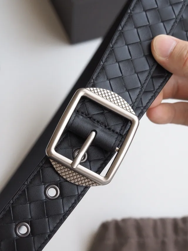 Bottega Veneta Cassette متنسج Intrecciato حزام جلد 6