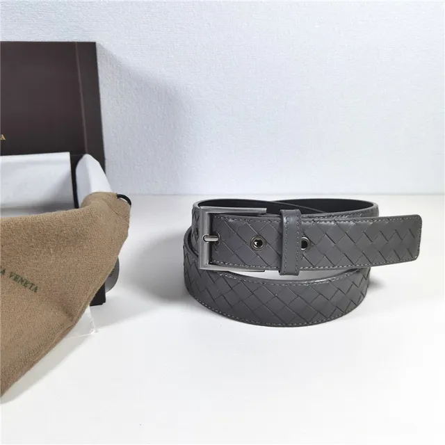 Bottega Veneta Intrecciato বুনন চামড়ার বেল্ট 21
