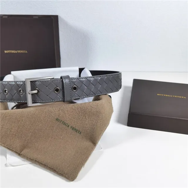 Bottega Veneta Intrecciato বুনন চামড়ার বেল্ট 23