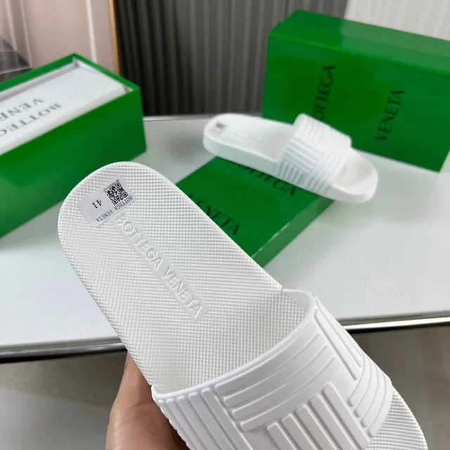 Bottega Veneta Sardinha Branca Chinelo de Borracha Moldado 2