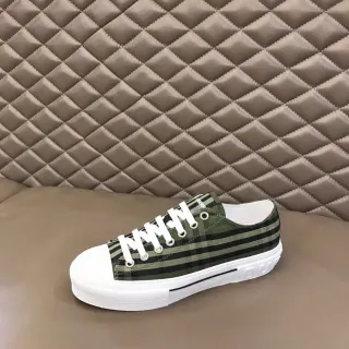 Burberry Army Green Black Plaid Canvas Platform Sole Lifestyle Sneakers