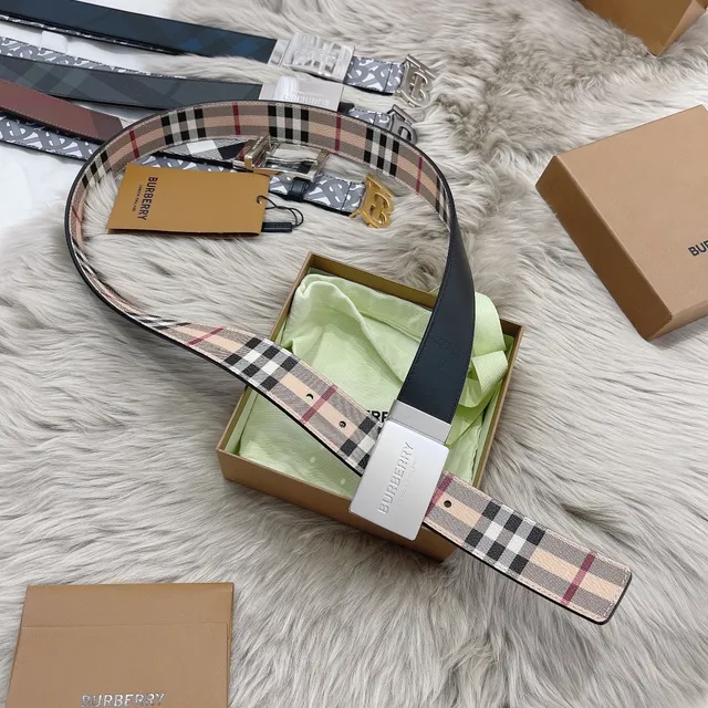 Burberry Noir Argenté Lisse Rectangulaire Boucle Cuir Ceinture 8