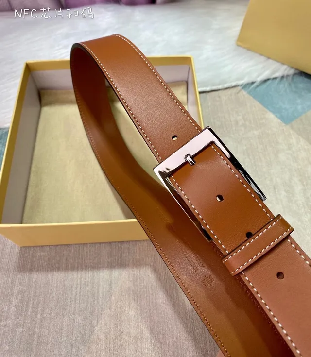 Burberry Brown Beige Smooth Tan White Contrast Stitching Leather Belt 6