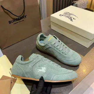 Burberry أخضر بيج أنتم الجزء العلوي silhouette منخفض حذاء نمط حياة