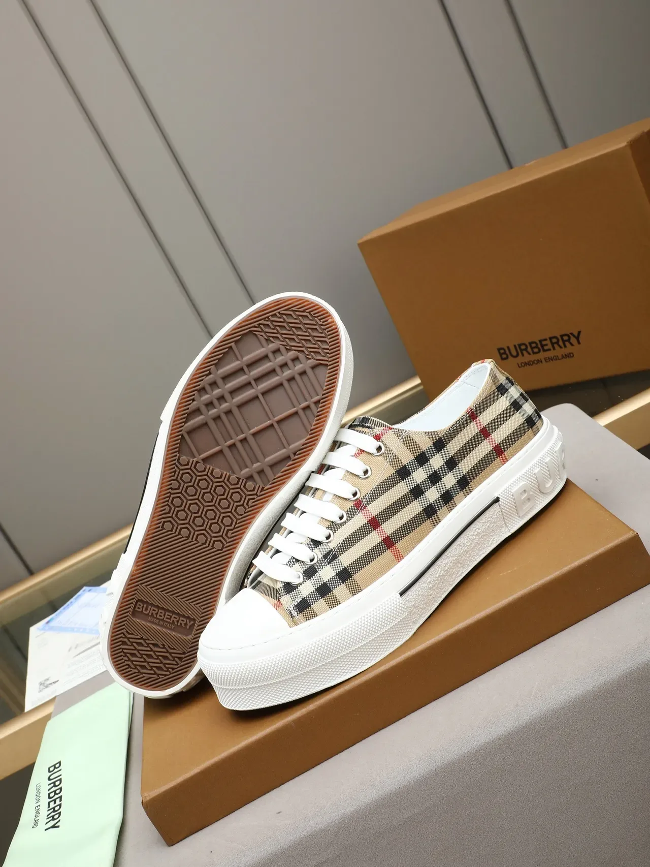 Burberry House Check أحذية رياضية بمنصة أسلوب حياة 4