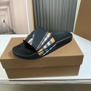Burberry ঘর চেক স্লাইড স্লিপার
