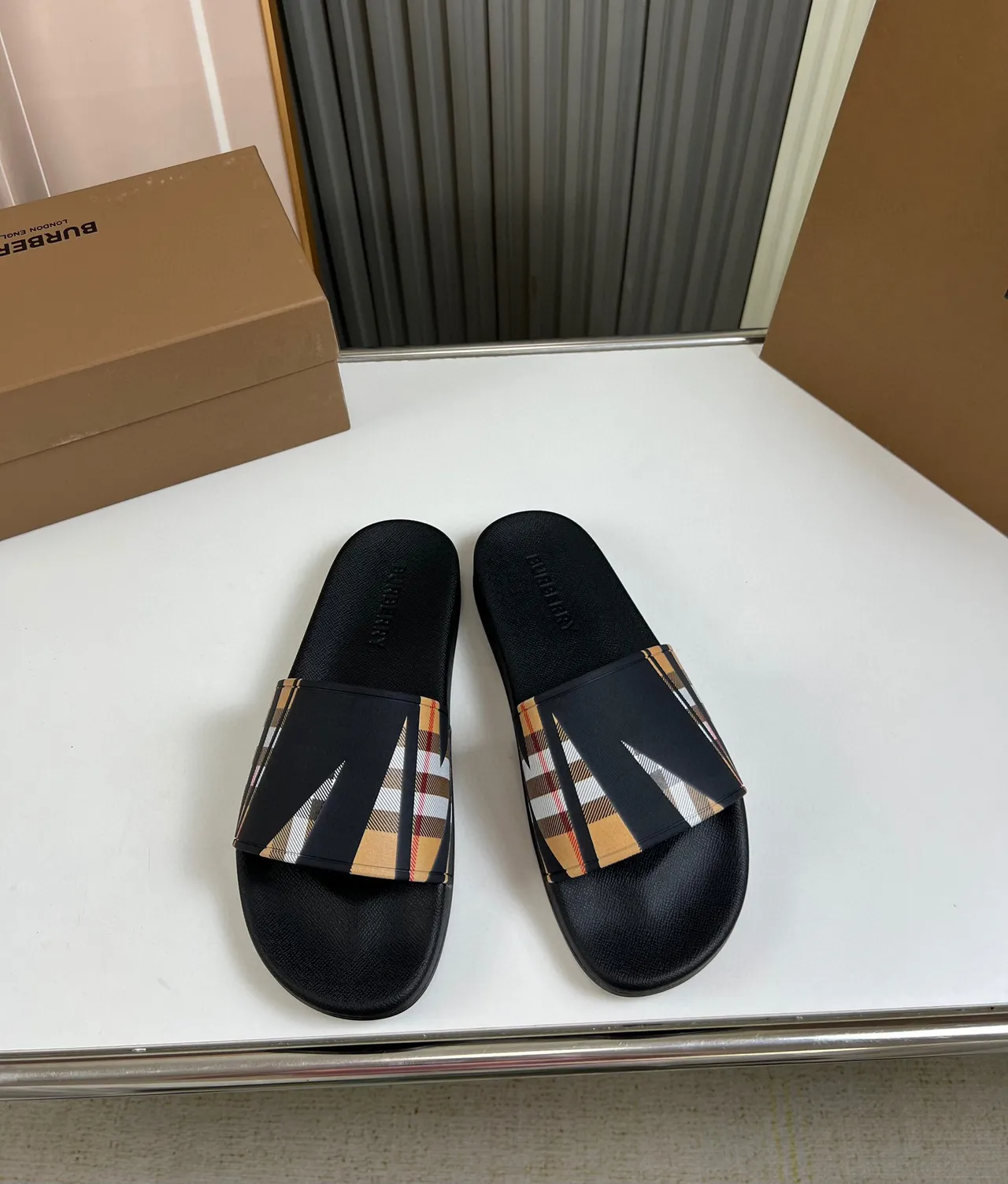 Burberry carreaux maison glisse chaussure 2