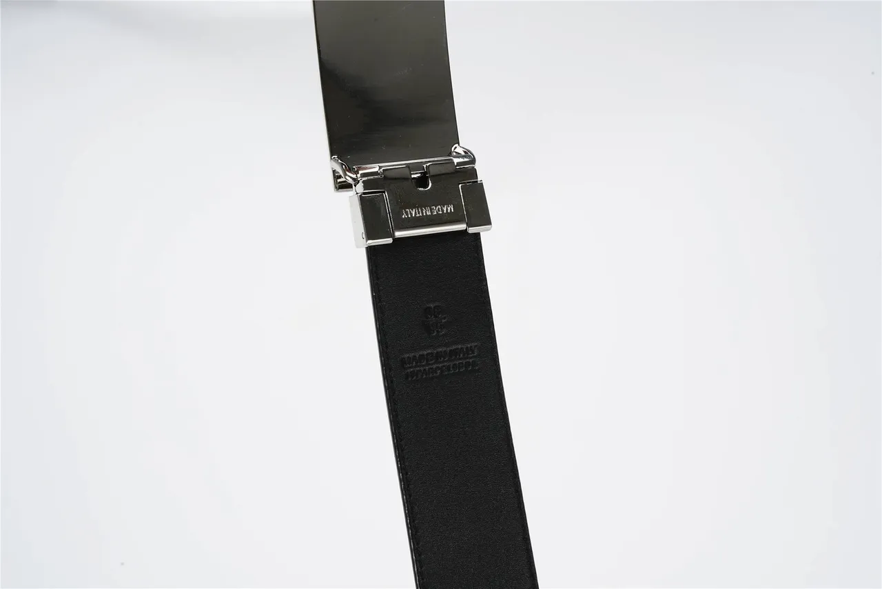 Burberry Knight Haymarket Check ceinture en cuir beige 7