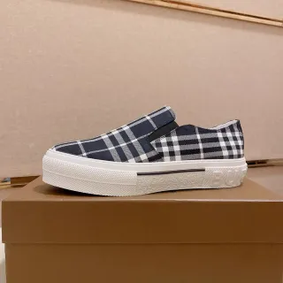 Burberry Knight Navy and White House Check Slip-On Lifestyle Sneakers