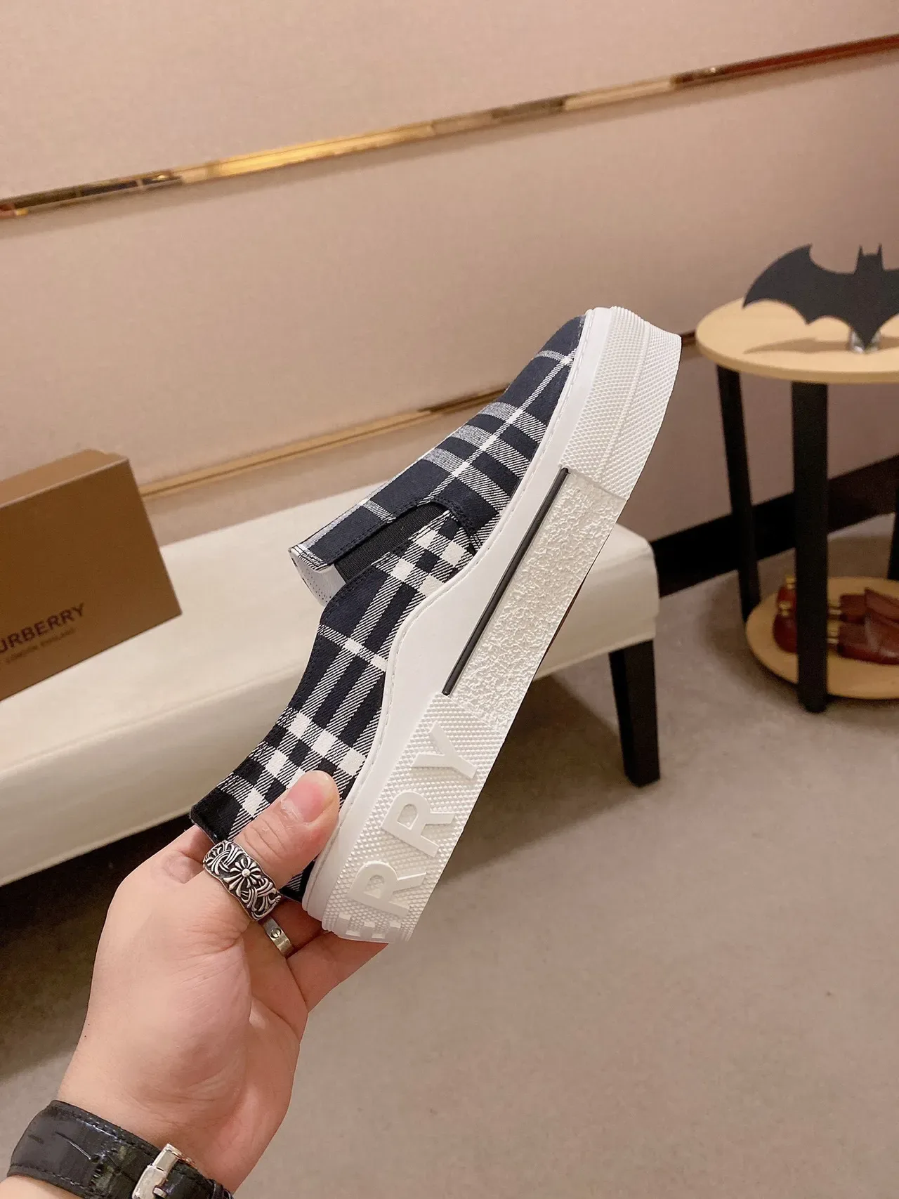 Burberry Knight Navy e Casa Branca Check slip-on lifestyle sneakers 5