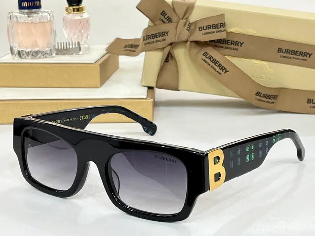 Burberry Knight Acetato Tortoiseshell Gold-B Logo Gafas de Sol 8