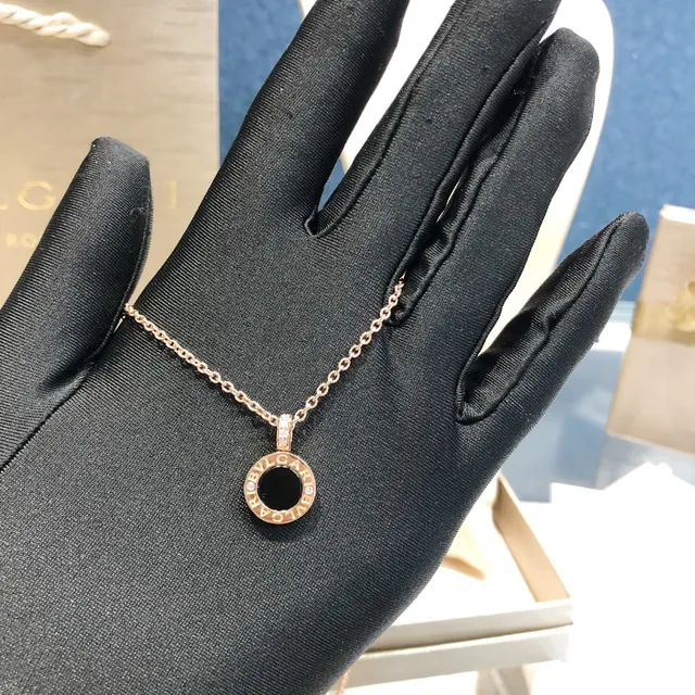 Bvlgari B.zero1 圆形黑色珐琅金色调项链 8