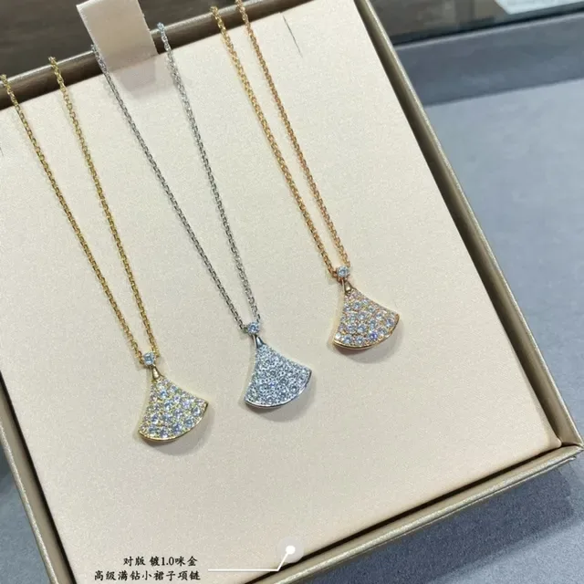 Bvlgari Divas’ Dream Collier en forme d'éventail pavé de cristal 7