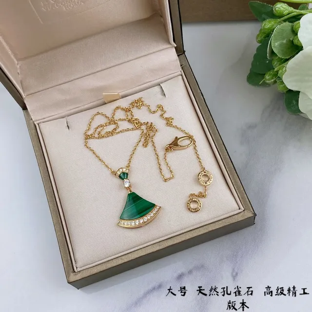 Bvlgari Divas’ Dream Malachite 扇形吊坠项链 2