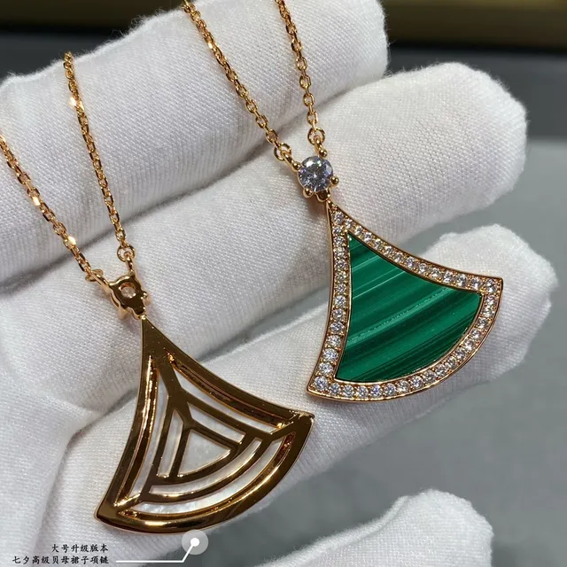 Bvlgari Fan मालाकाइट और डायमंड पेंडेंट नेकलेस 6