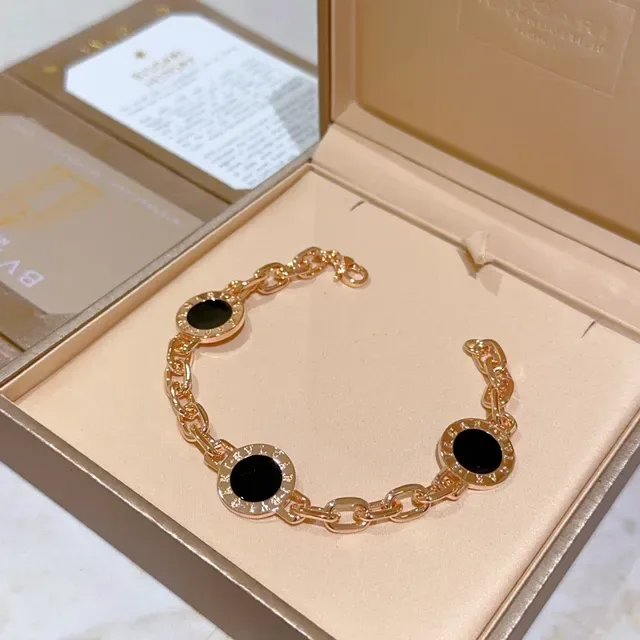 Bvlgari 黄金黑 Curb Chain 三圆形图案手链 3