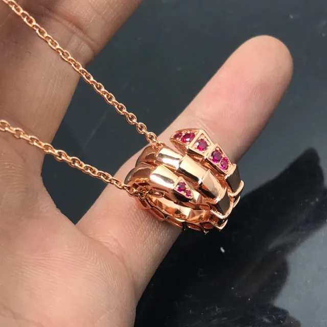 Bvlgari 金色红色盘绕蛇玫瑰项链 6