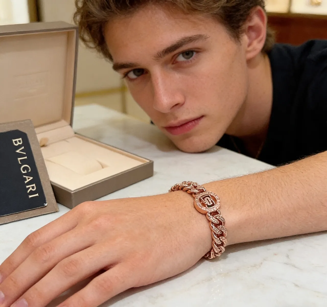 Bvlgari Medalhão Logo Ouro Rosa Pulseira Curb-Link 3