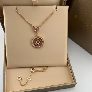 Bvlgari ذهب وردي Pavé الماس دائرة متحدة المركز قلادة