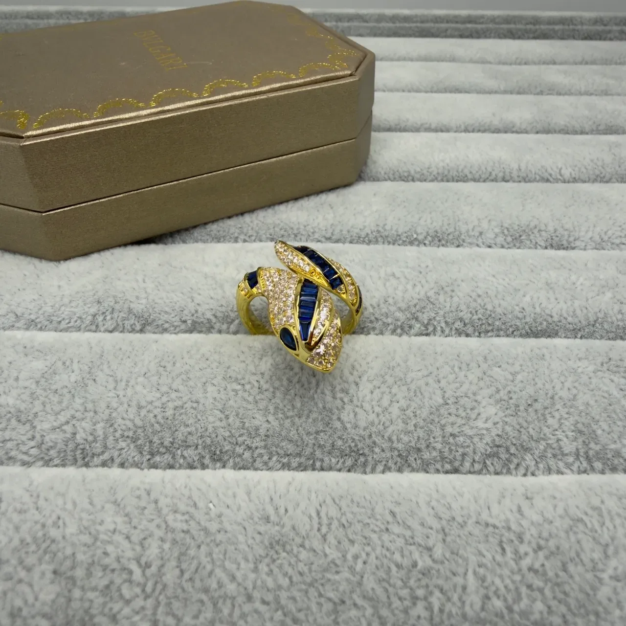Bvlgari Serpenti Blue Gold Serpentine Coil Baguette-Cut Sapphire Ring 3