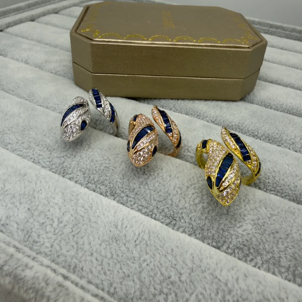 Bvlgari Serpenti Blue Gold Serpentine Coil Baguette-Cut Sapphire Ring 6